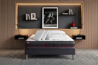 Pack lit complet 160x200 cm - Matelas + Sommier Noir (en kit) + 2 oreillers + Couette - Regen