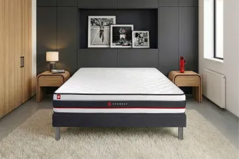 Ensemble Matelas Sommier 200x200 cm - Sommier Noir (en kit) - Form